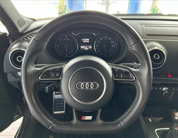 Audi A3 11