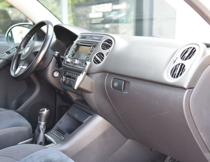 Volkswagen Tiguan 16