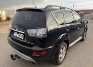 Mitsubishi Outlander 6