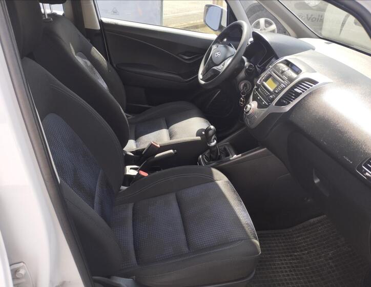 Hyundai ix20 8