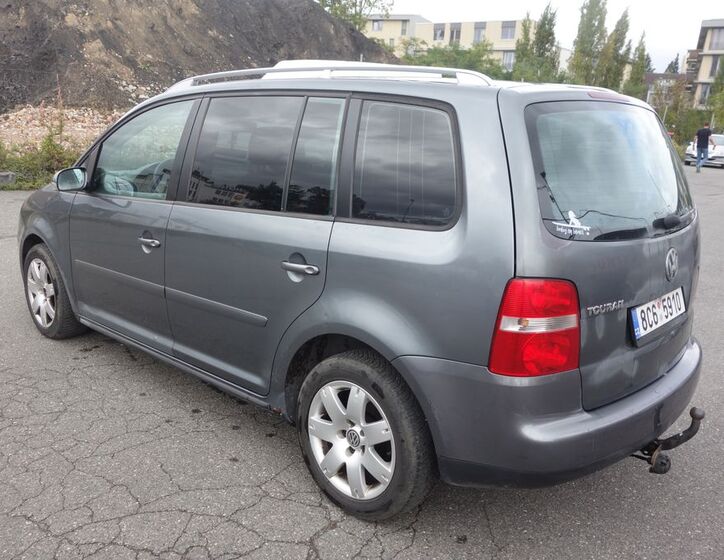 Volkswagen Touran 10