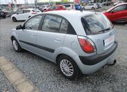 KIA Rio 7