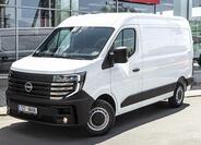 Nissan Interstar 1
