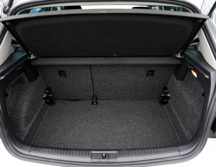 Volkswagen Polo 12