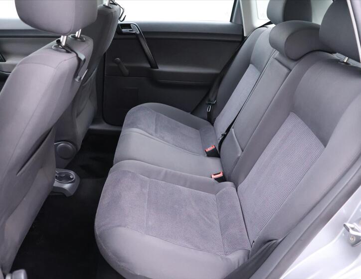 Volkswagen Polo 13