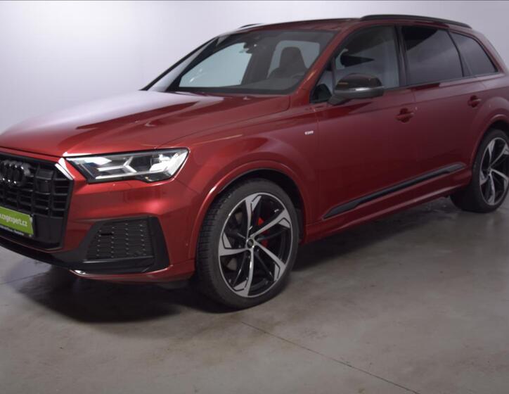 Audi Q7 1