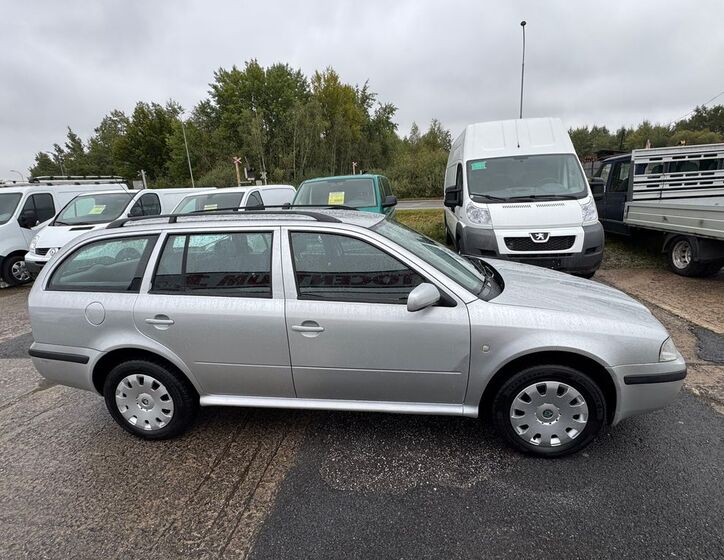 Škoda Octavia 21