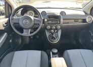 Mazda 2 9