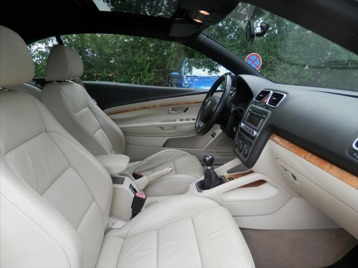 Volkswagen EOS