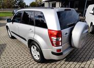 Suzuki Grand Vitara 7