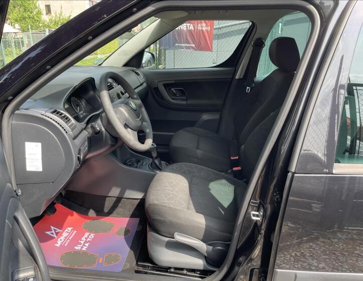 Škoda Roomster 12
