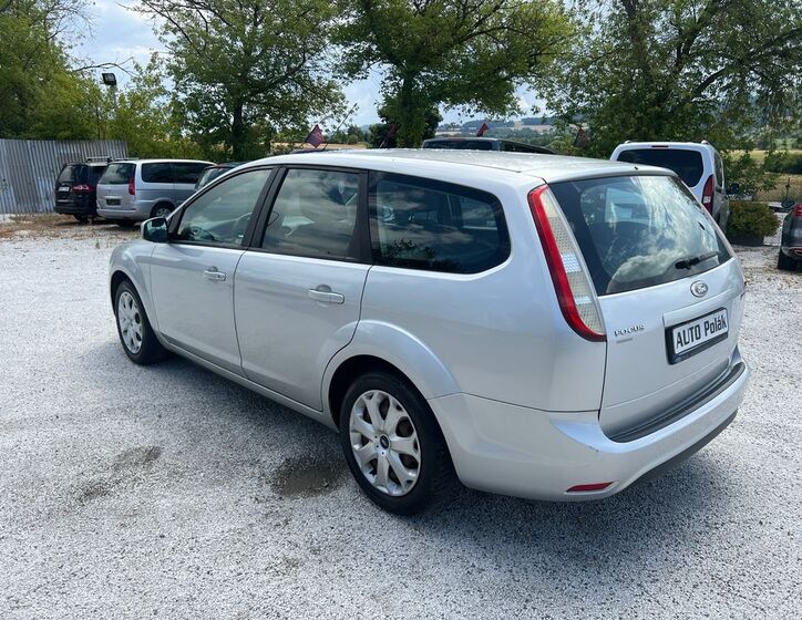 Ford Focus 13