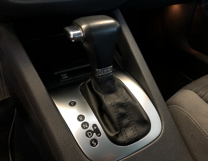 Volkswagen Golf 15