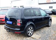 Volkswagen Touran 6