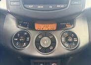 Toyota RAV4 16