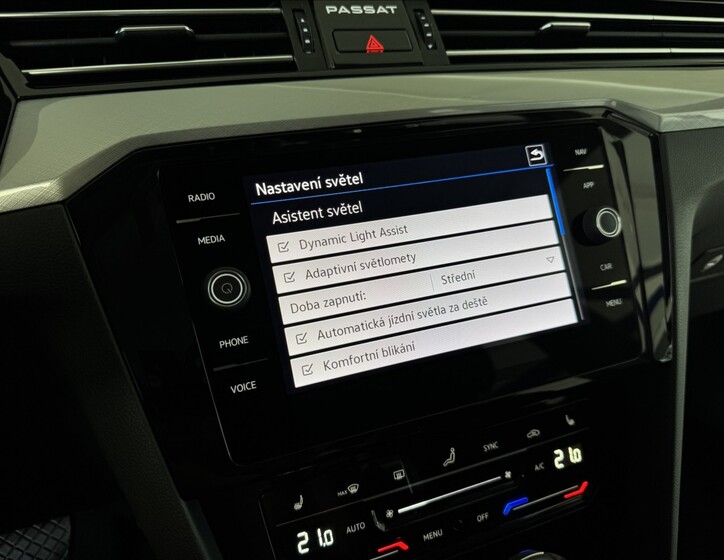 Volkswagen Passat 32