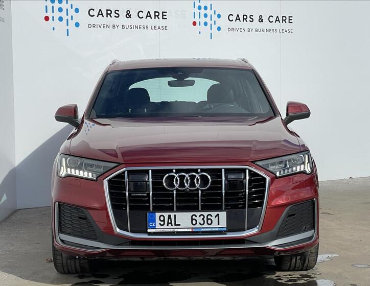 Audi Q7 23