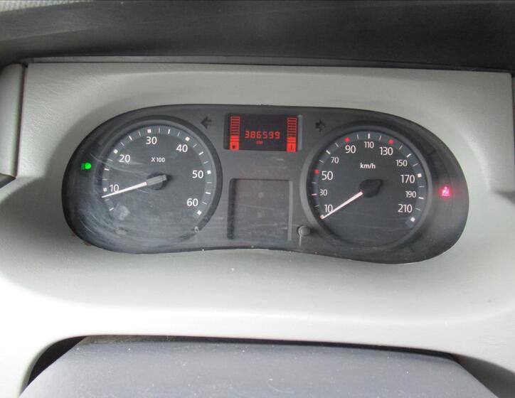 Renault Trafic 12