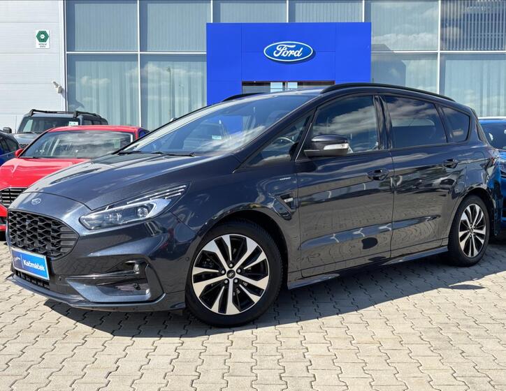 Ford S-MAX 1
