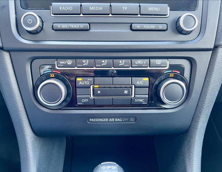 Volkswagen Golf 31