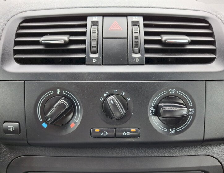 Škoda Roomster 22
