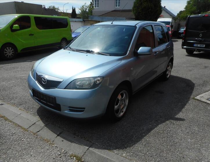 Mazda 2 1