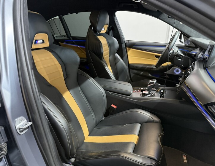 BMW M5 25