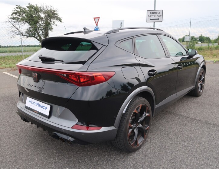Cupra Formentor 2