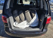Volkswagen Touran 11