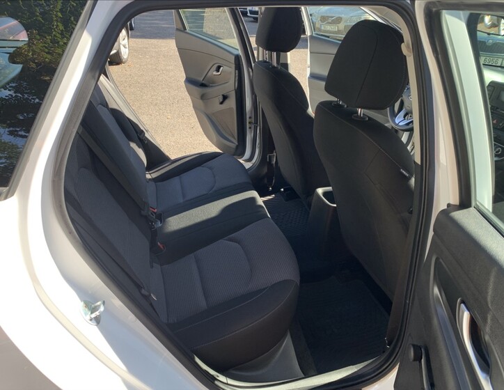 Hyundai i30 16