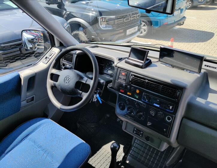 Volkswagen Transporter 27