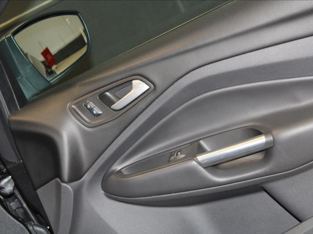 Ford Kuga 22