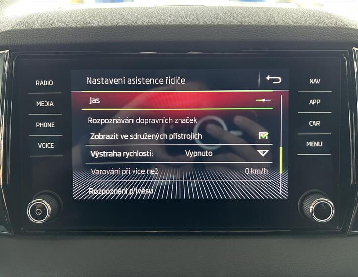 Škoda Karoq 24