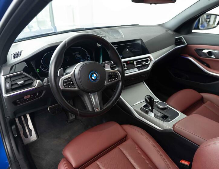 BMW Řada 3 11