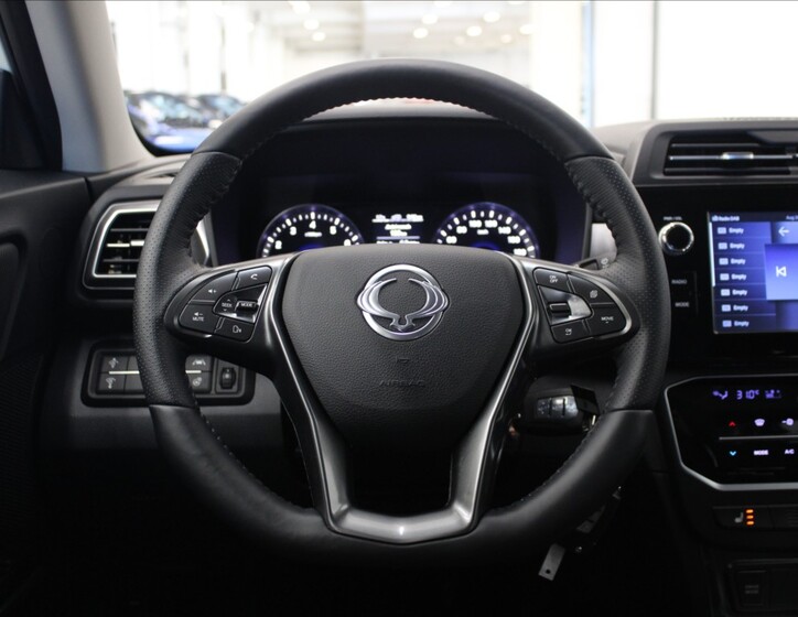 SsangYong Tivoli 9