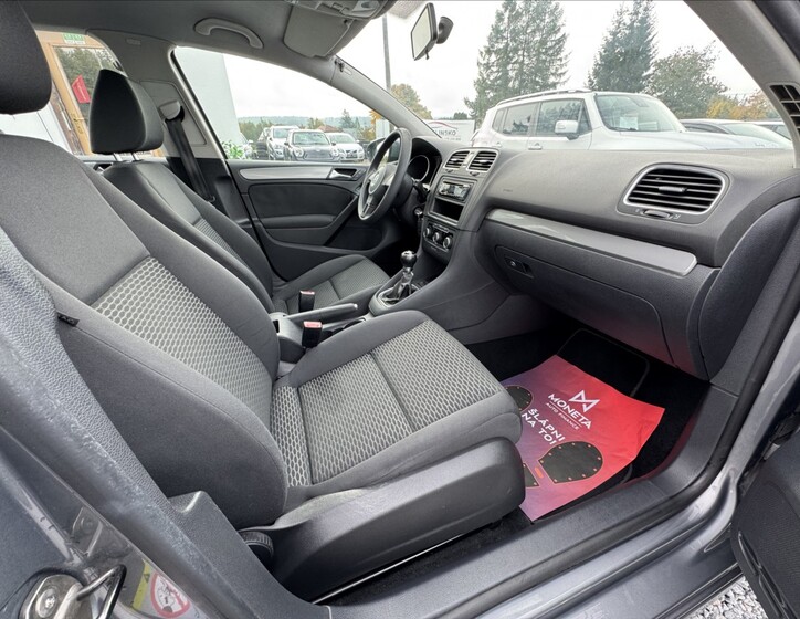 Volkswagen Golf 15