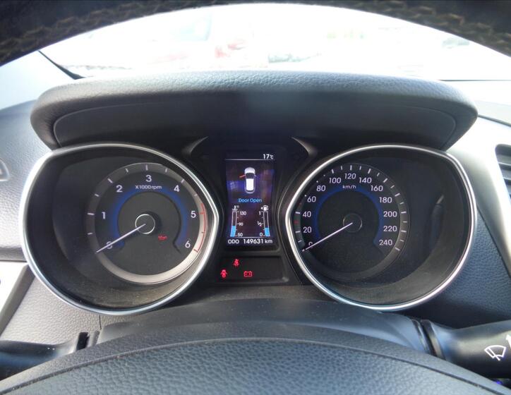 Hyundai i30 11
