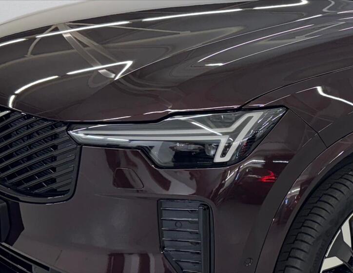 Volvo XC90 5