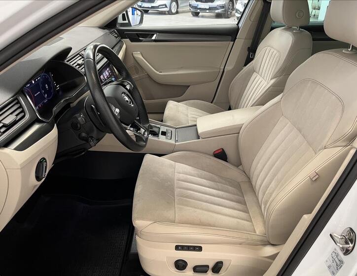 Škoda Superb 21