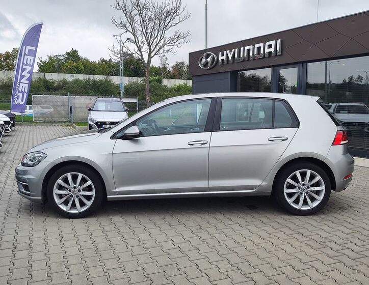 Volkswagen Golf 8