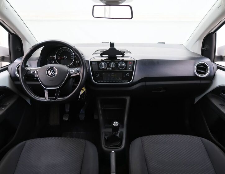 Volkswagen up! 19