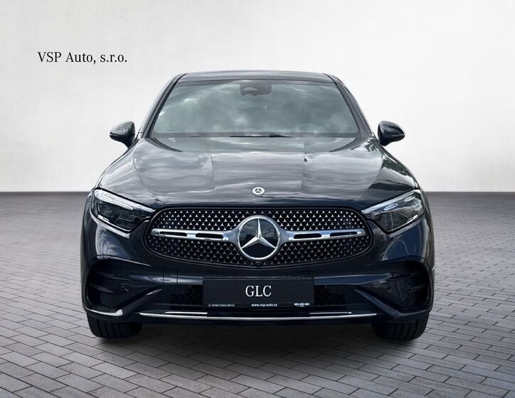 Mercedes-Benz GLC 8