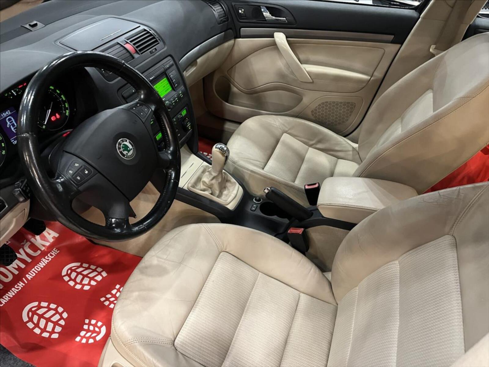 Škoda Octavia 17