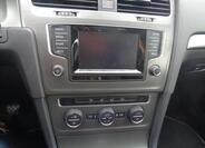 Volkswagen Golf 12