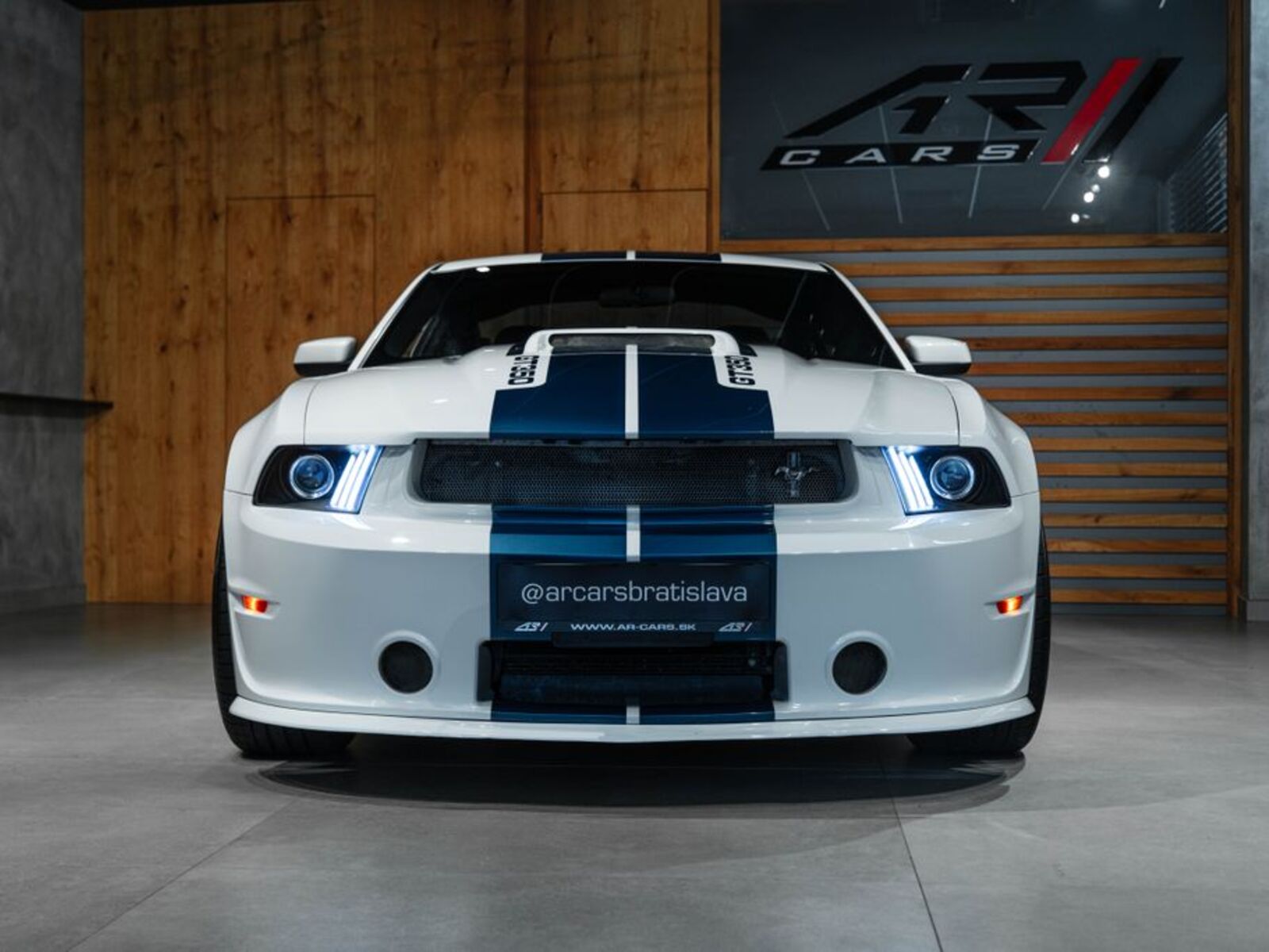 Ford Mustang 9
