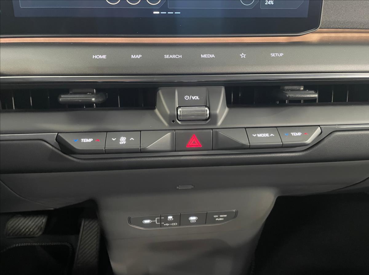 KIA EV9