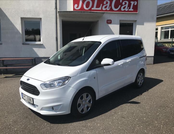 Ford Tourneo Courier 3