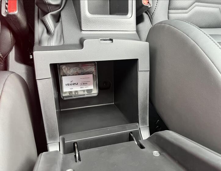 Isuzu D-Max 21