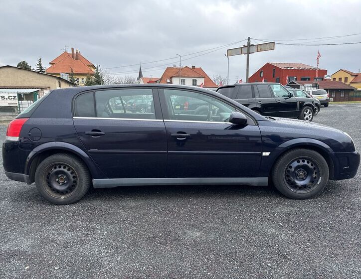 Opel Signum 8