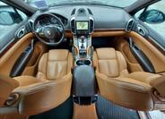 Porsche Cayenne 29